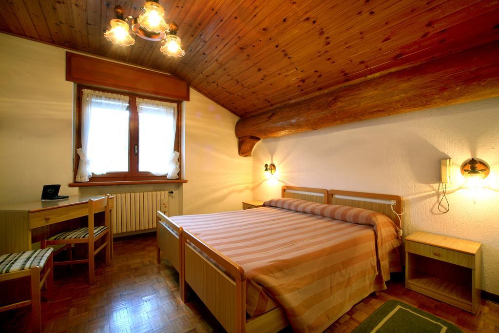 Hotel Edelweiss Вильнёв Экстерьер фото